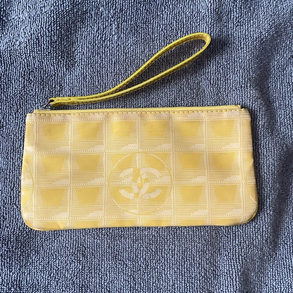 Chanel Travel Line Pouch - Wristlet - Picture 1 of 10